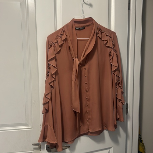 Zara blouse - Picture 4 of 5
